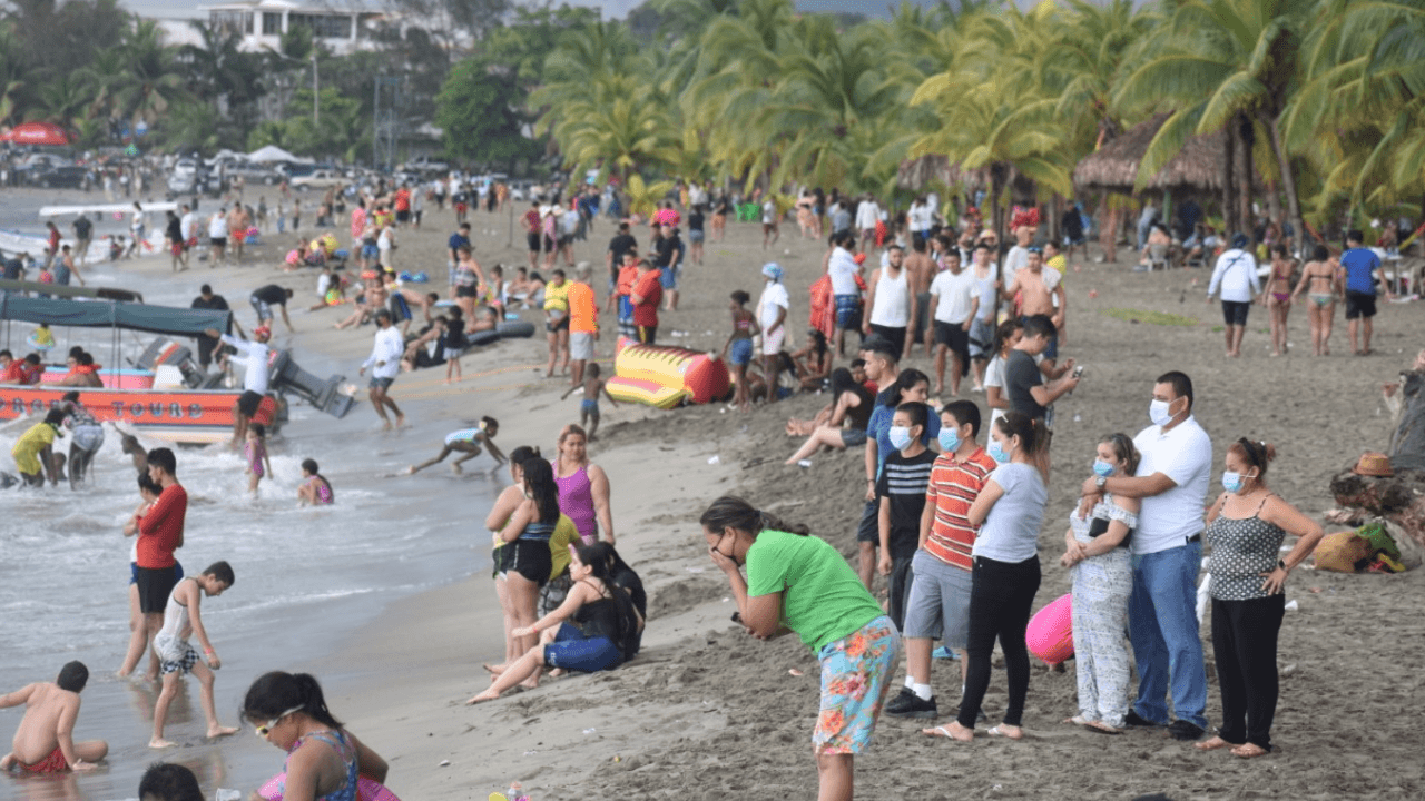 Imagen de Gobierno anuncia nuevas fechas del feriado de Semana Santa; estos empleados no descansarán