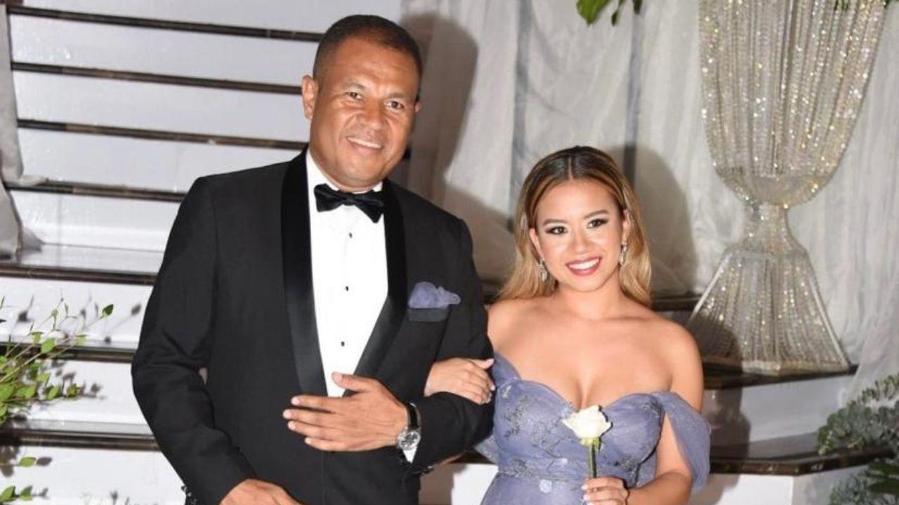 Imagen Principal de Nota: Hija de Rosendo García deslumbró con su belleza en su graduación