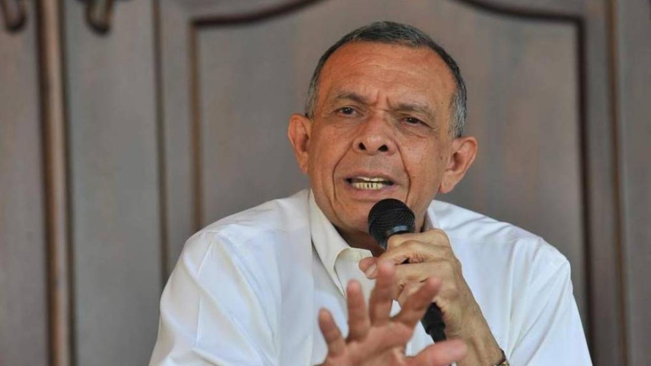 Imagen Principal de Nota: Pepe Lobo rompe el silencio tras acusaciones contra él y JOH en caso Pandora II