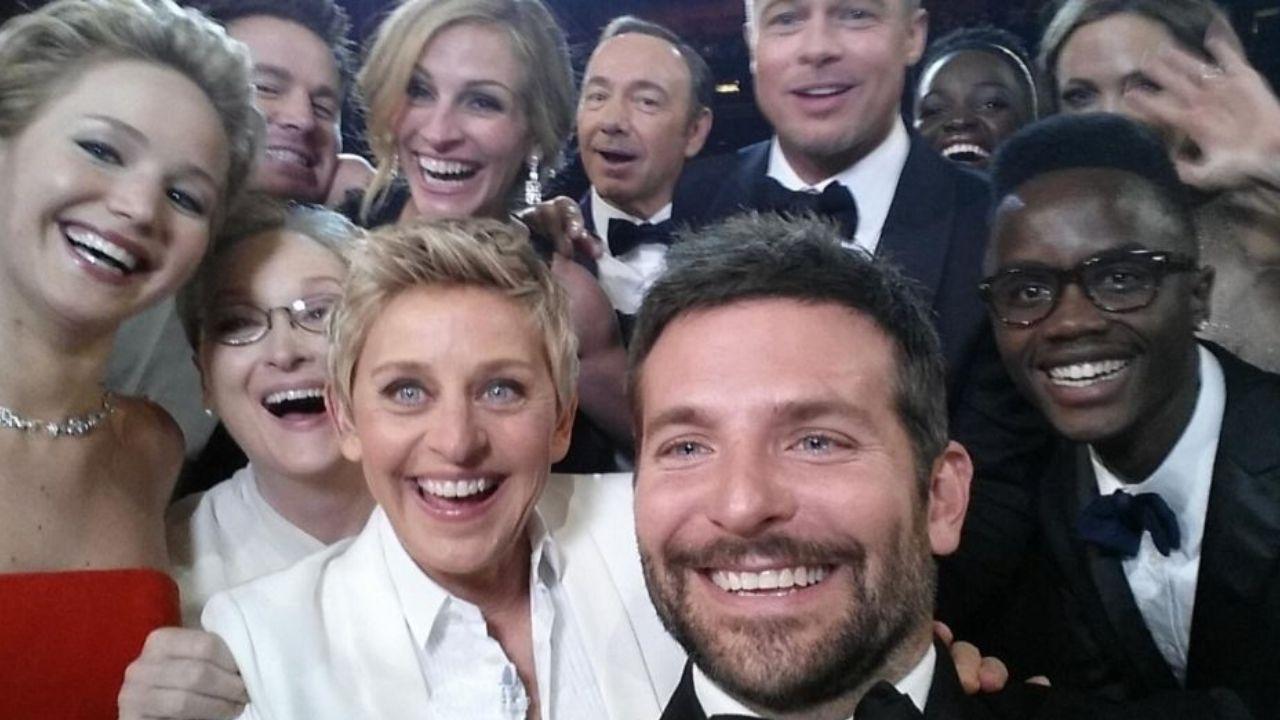 Imagen Principal de Nota: A 10 años de la icónica selfie de Ellen DeGeneres en Premios Óscar, así lucen los actores que aparecieron en ella