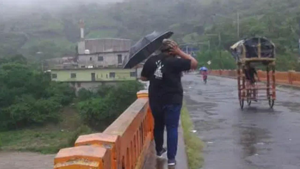 Imagen Principal de Nota: Lluvias y tormentas eléctricas previstas por onda tropical y vaguada
