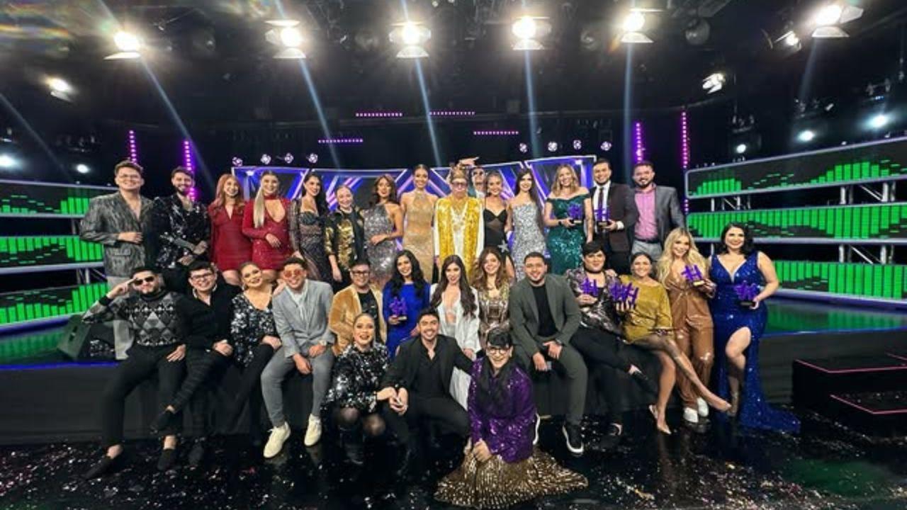 Imagen Principal de Nota: Glamour y brillo en la gala de Premios El Hilo 2024