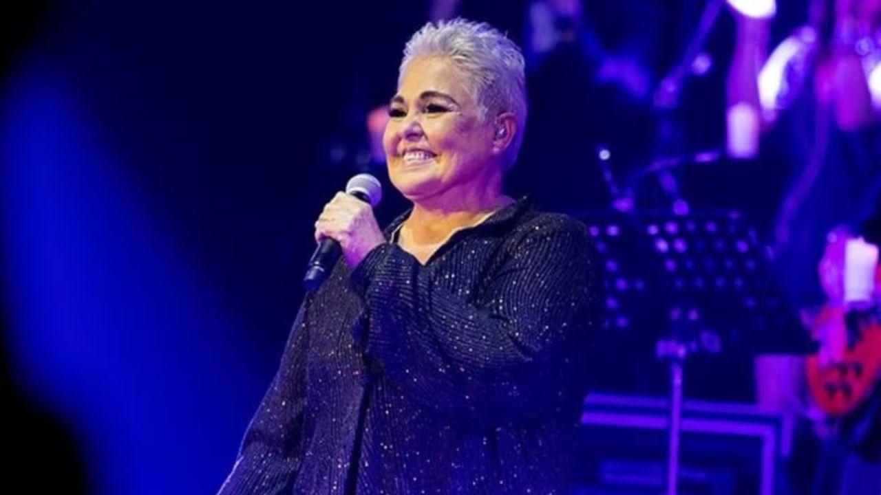 Imagen Principal de Nota: Famosa cantante preocupa a sus seguidores tras ser hospitalizada