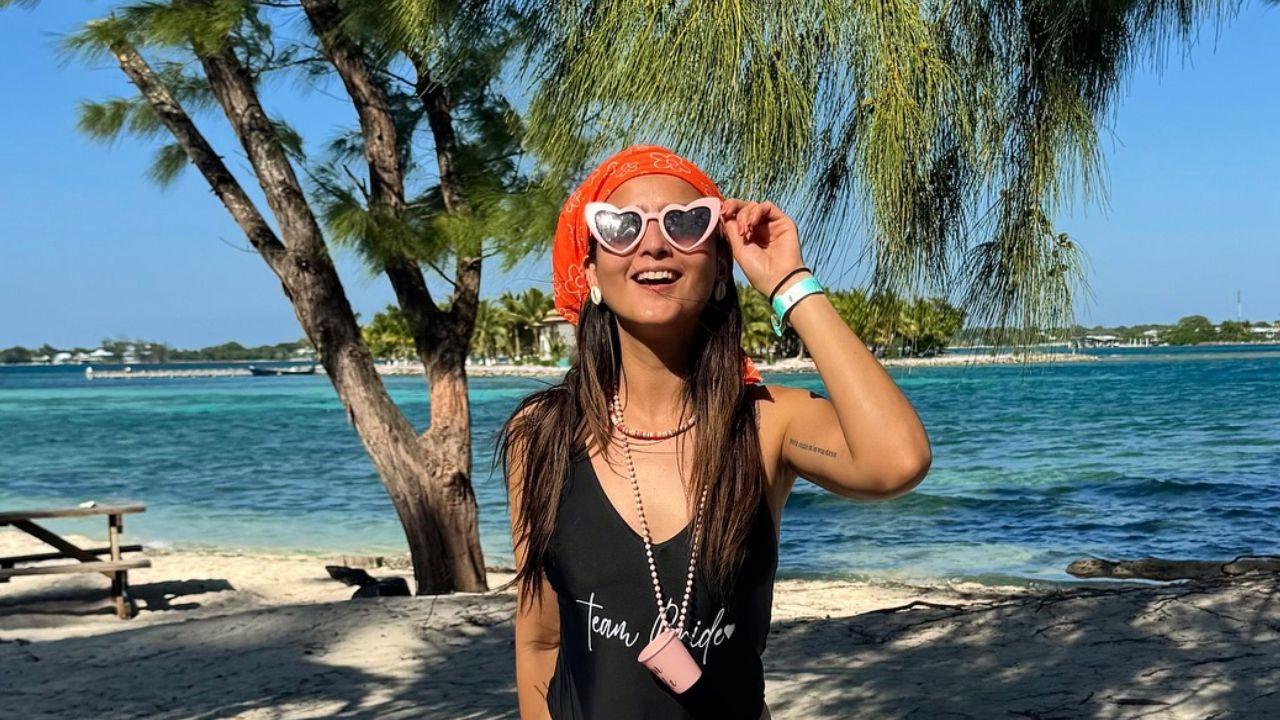 Imagen Principal de Nota: Gaby Galeas se adelanta a la Semana Santa con un atrevido traje de baño en Islas de la Bahía