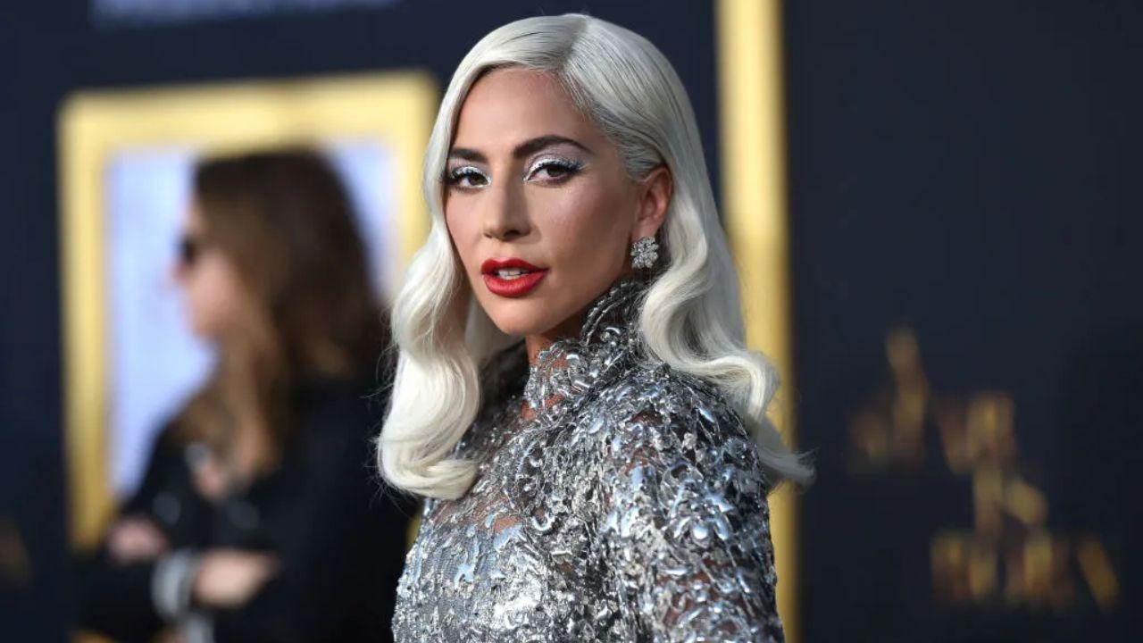 Imagen Principal de Nota: Mhoni Vidente realiza impactante predicción para Lady Gaga  ¿su muerte?