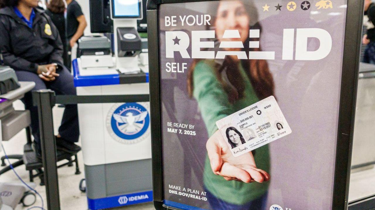 Imagen de Esto sucederá con los migrantes legales en EE.UU. si no tramitan la Real ID