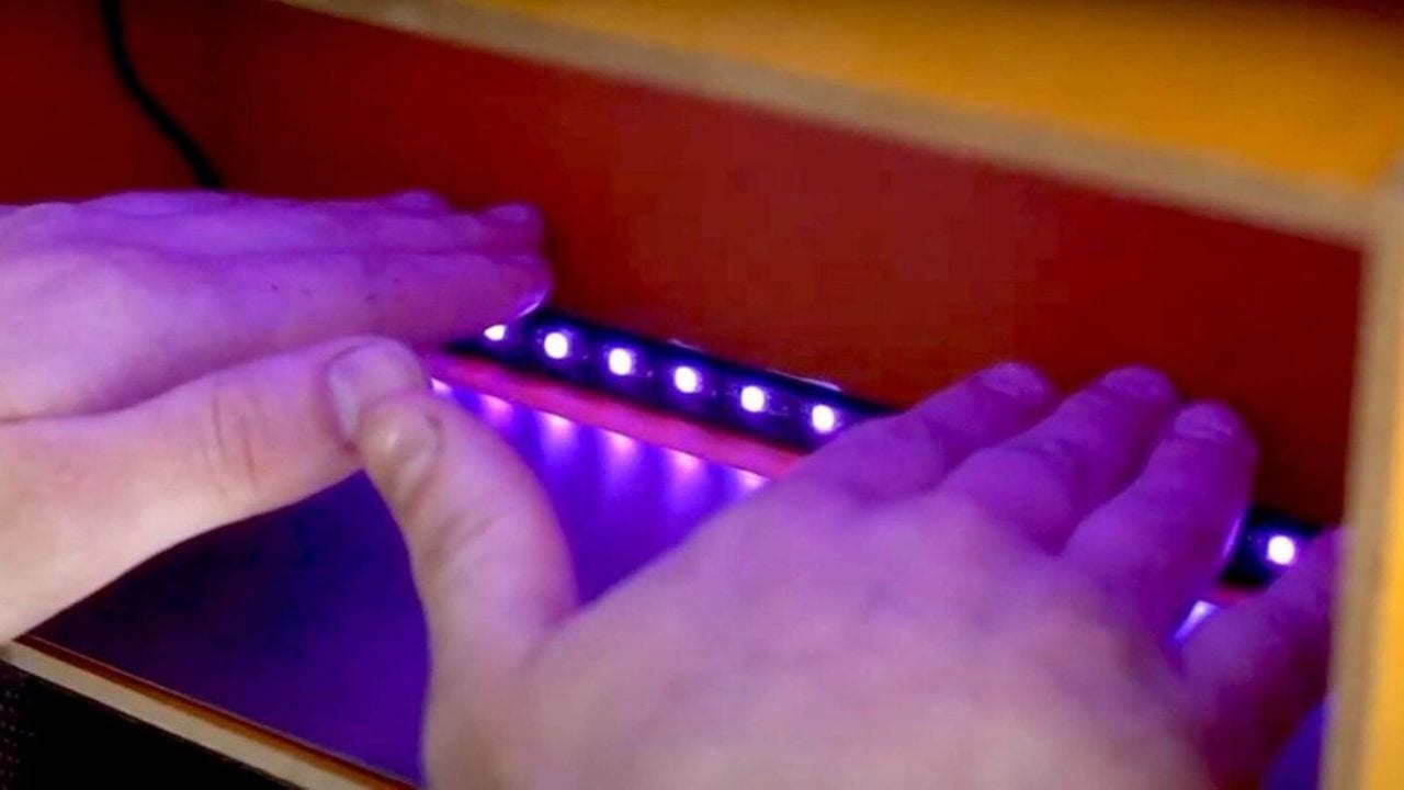 Imagen Principal de Nota: La luz ultravioleta mata el coronavirus según estudio de universidad estadounidense
