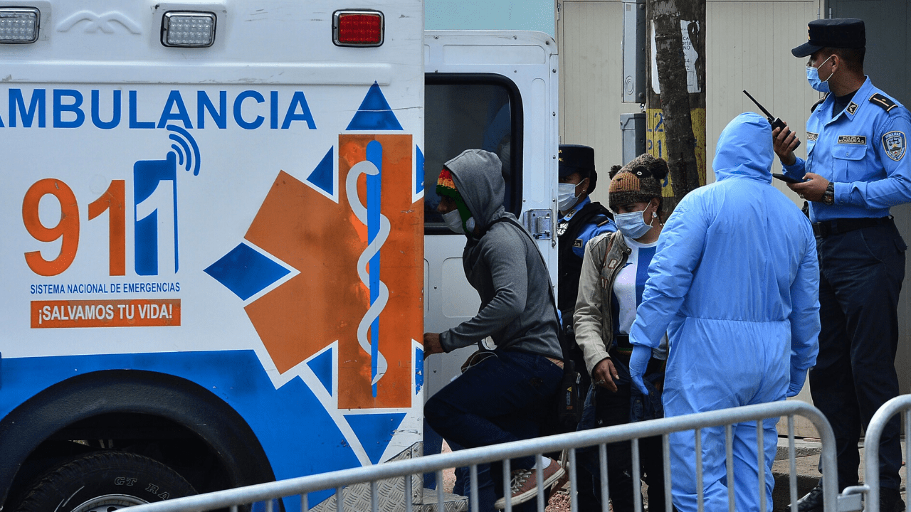 Imagen Principal de Nota: ¿Cuál es la ocupación con más muertes por covid-19? ...Y no es el personal médico
