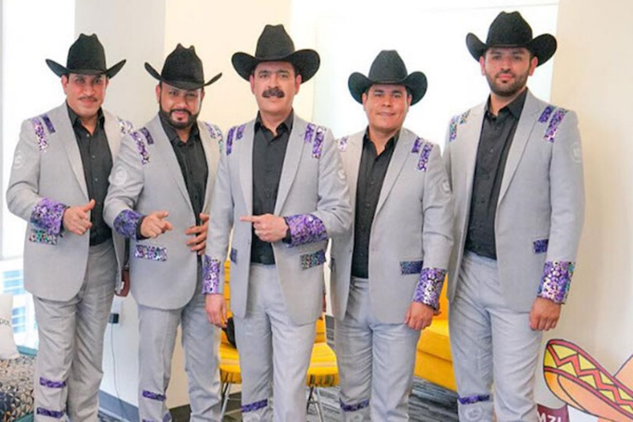Imagen Principal de Nota: Sábado Feliz: Gustavo  Labrada anuncia el regreso de Los Tucanes de Tijuana con nuevo disco