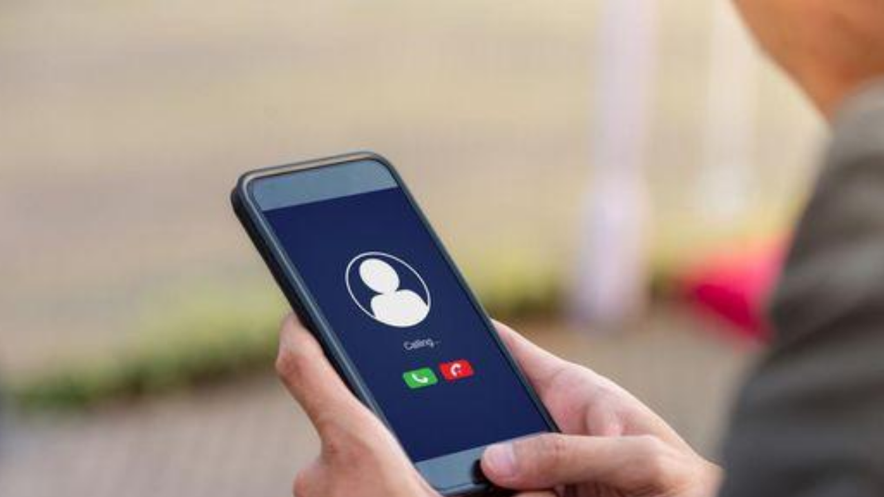 Imagen Principal de Nota: El sencillo truco para que grabes tus llamadas en WhatsApp