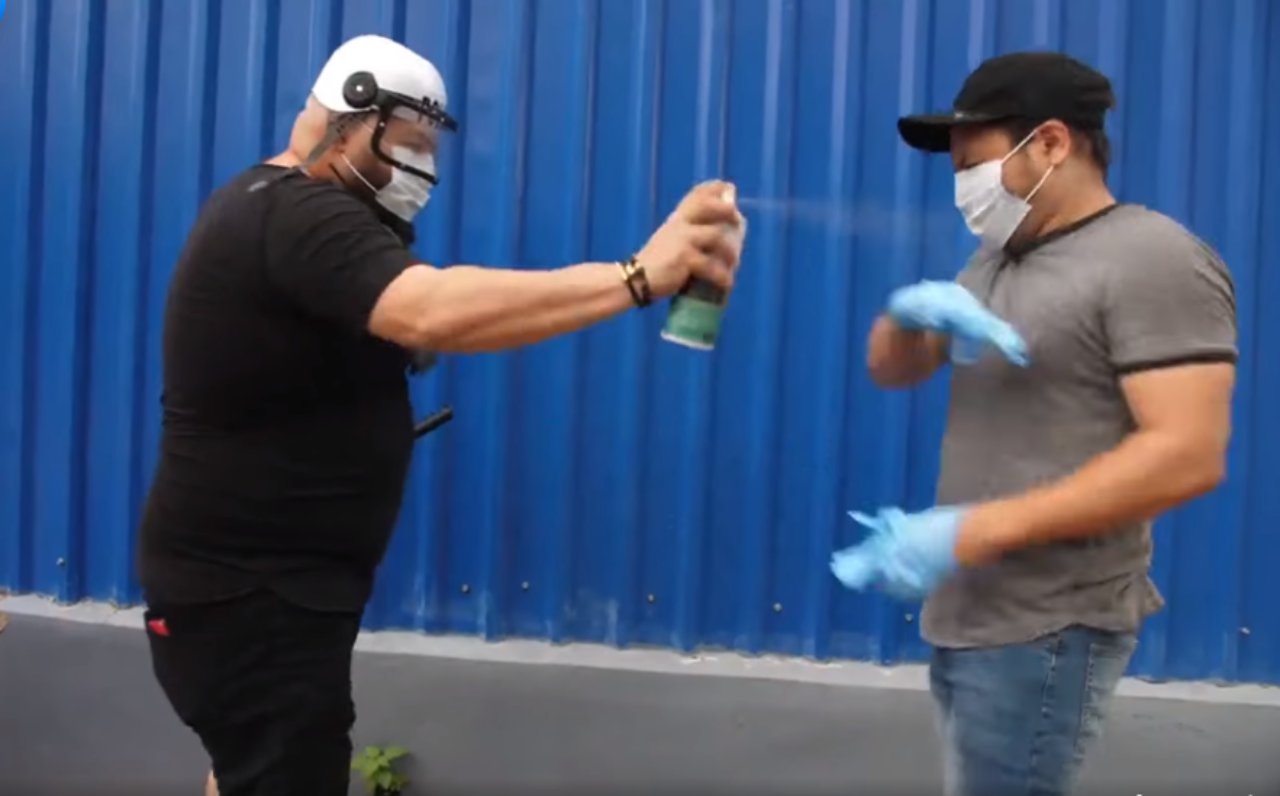 Imagen Principal de Nota: "Bioguardias de seguridad": Nono y Dj Binbo enseñan a los hondureños cómo protegerse del covid-19