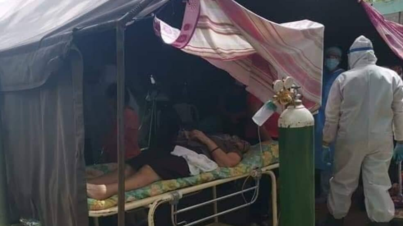 Imagen Principal de Nota: Familiares de pacientes de covid-19 se pelean por falta de oxígeno en el Hospital del Sur de Honduras