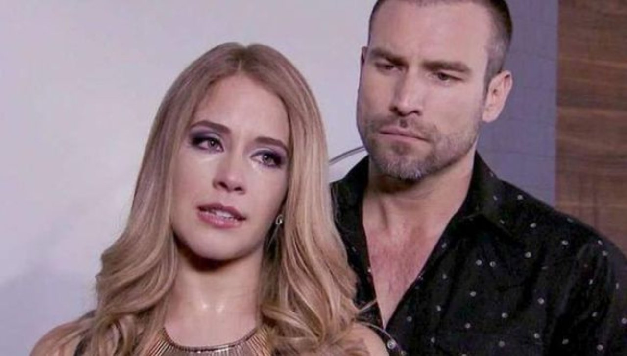 Imagen Principal de Nota: Carmen Aub confiesa que no se pudo despedir de Rafael Amaya