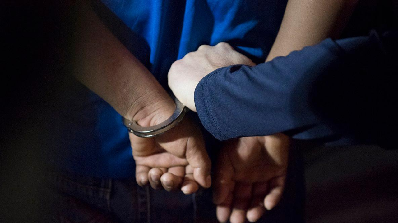 Imagen de Las Mañanas del 5: ¿Cuáles son los derechos de un inmigrante al ser detenido por la policía?