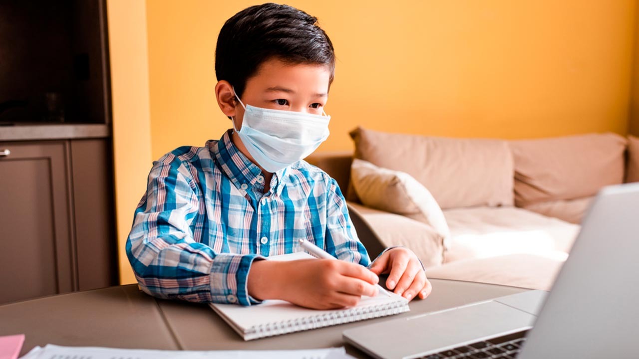 Imagen Principal de Nota: ¿A qué edad debe un niño usar mascarilla para protegerse del covid?