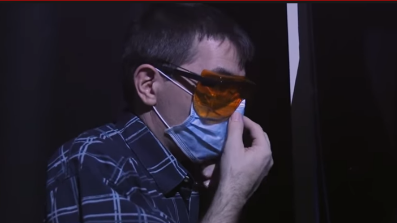 Imagen de Experimento con láser confirma importancia de usar mascarillas en la pandemia