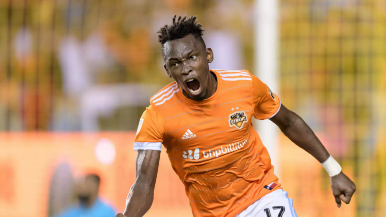 Imagen Principal de Nota: Representante de Alberth Elis revela que el jugador rechazó un contrato bastante grande en la MLS, para triunfar  en Europa