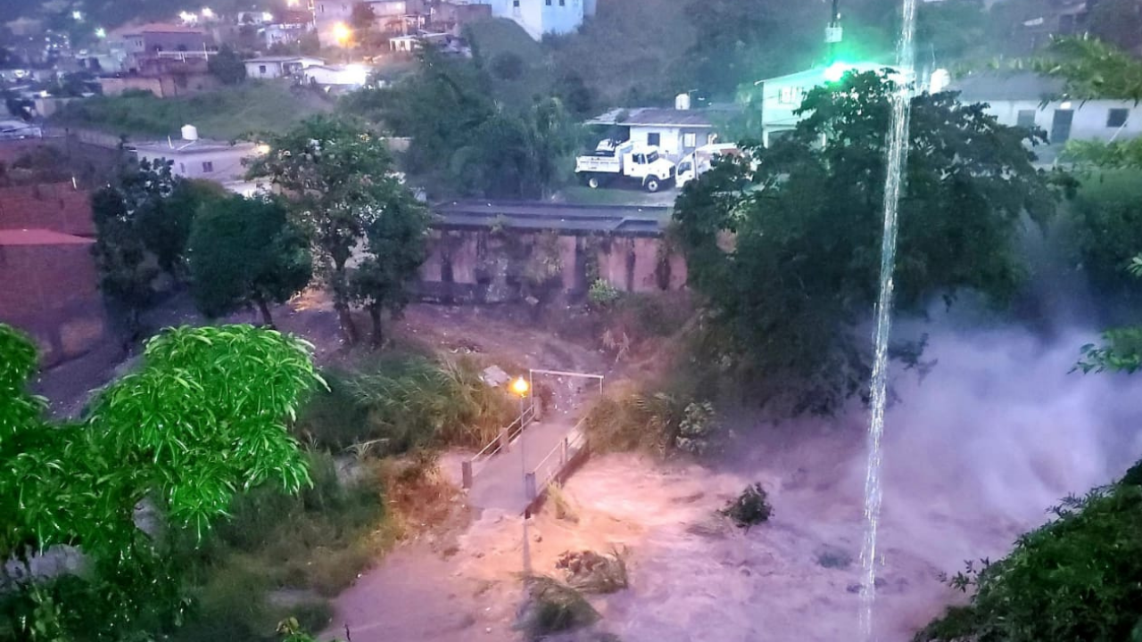 Imagen Principal de Nota: Copeco extiende alerta amarilla para seis departamentos de Honduras por 48 horas