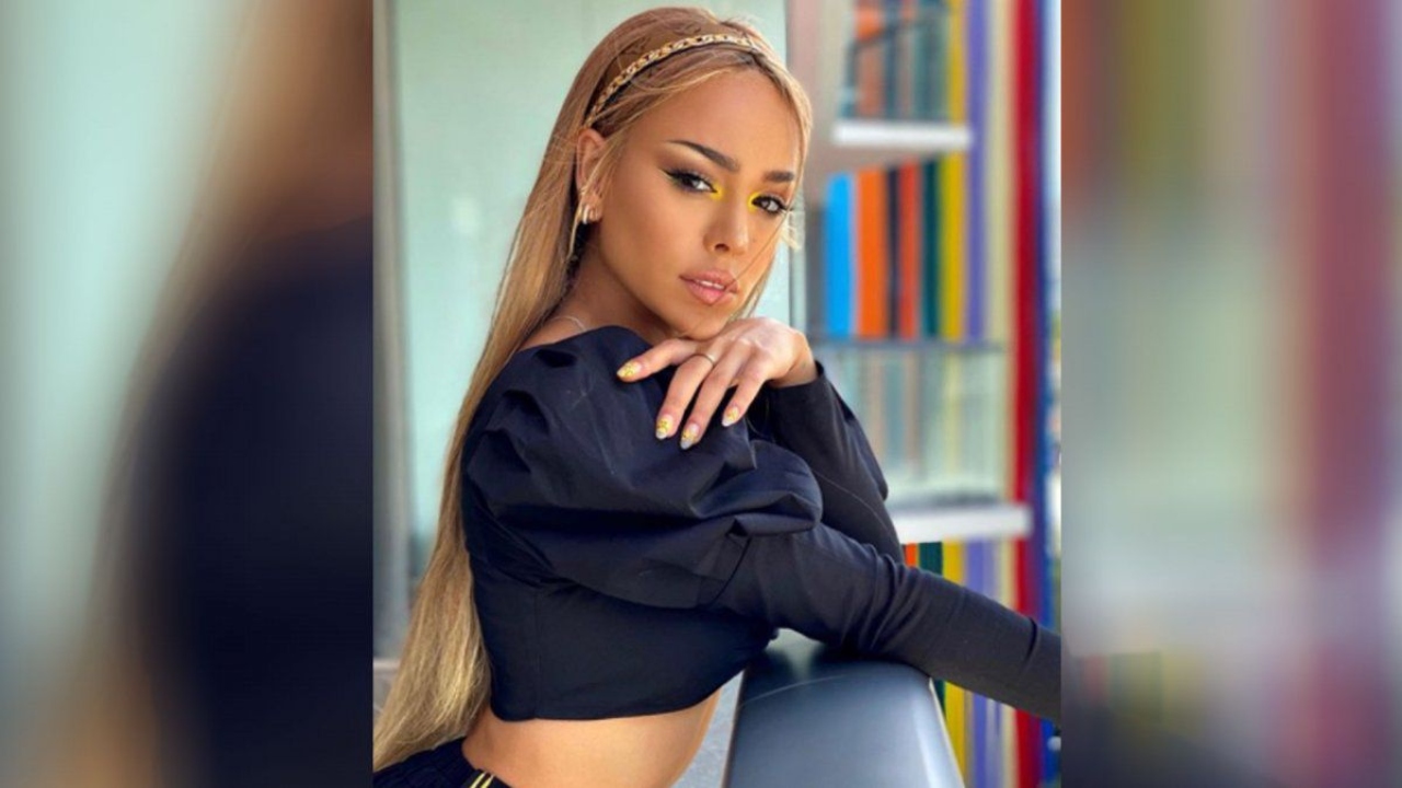 Imagen Principal de Nota: Danna Paola cautiva las redes con sorprendente cambio de look
