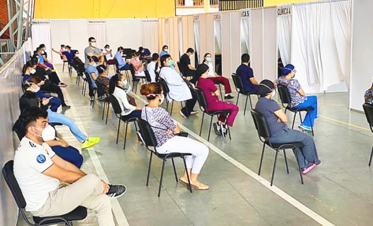 Imagen Principal de Nota: Los triajes más grandes de Tegucigalpa registran un alto índice de positividad en pruebas PCR  y rápidas