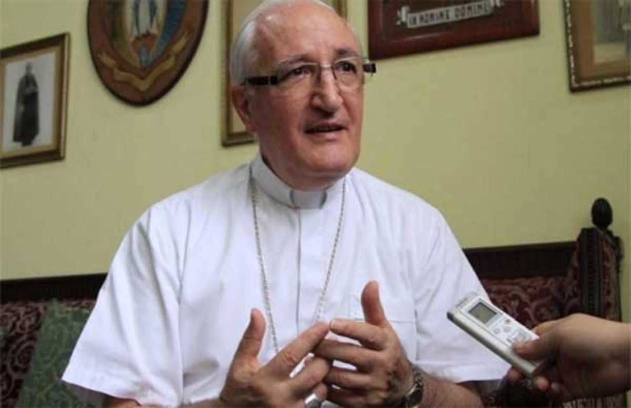 Imagen Principal de Nota: Monseñor Ángel Garachana lamenta que Eta e Iota 'hayan sacado el egoísmo y la avaricia' de algunos hondureños