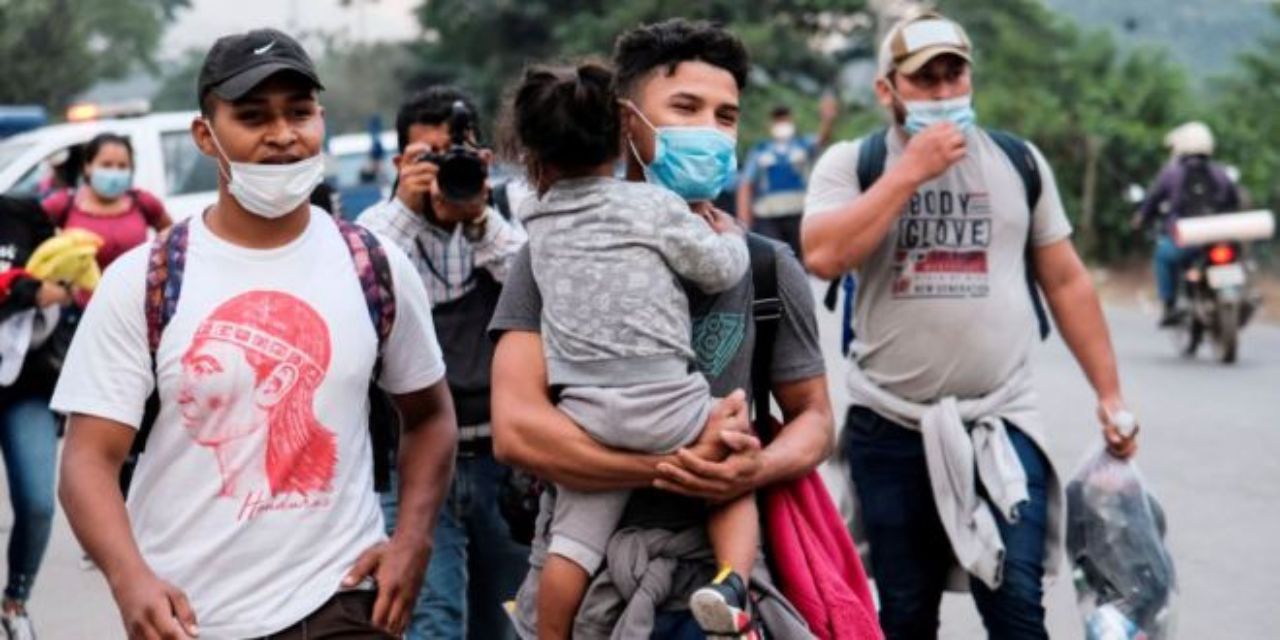 Imagen Principal de Nota: Hondureños se van en caravanas hacia Estados Unidos por tres razones, explica Itsmania Platero