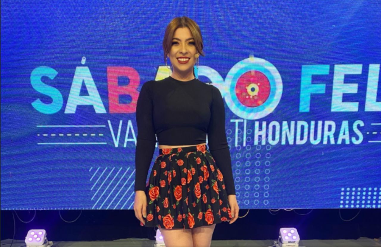 Imagen Principal de Nota: Laura Meza cautiva de nuevo a sus seguidores con sensuales outfits