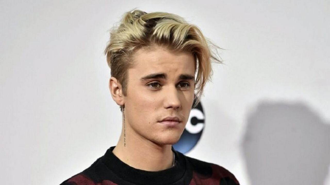 Imagen Principal de Nota: Justin Bieber da detalles sobre su nueva vida cristiana, ¿se ordenará pastor?