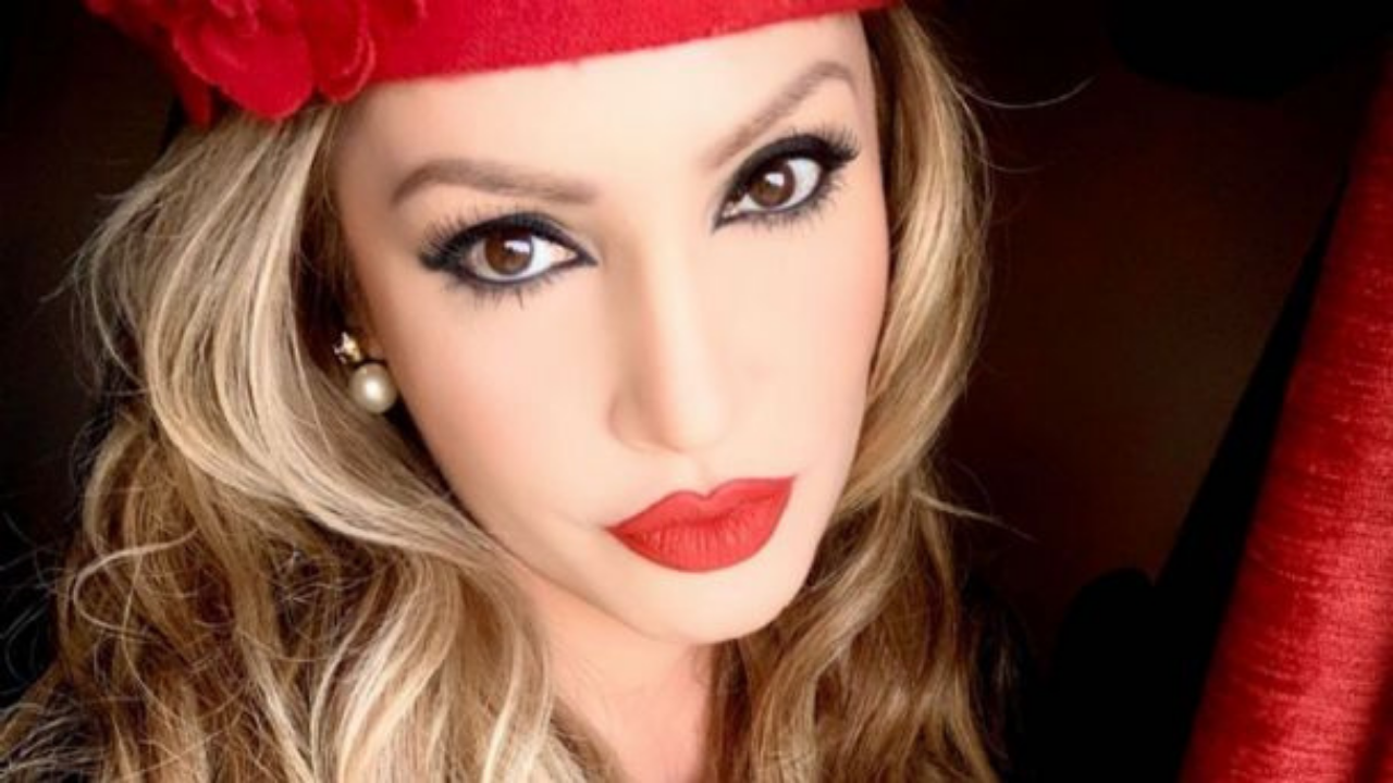 Imagen de Tras comentarios polémicos, suspenden el Twitter de Paty Navidad