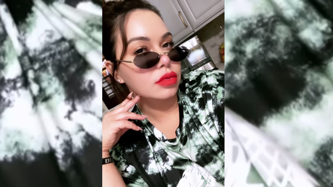 Imagen Principal de Nota: Chiquis Rivera reaccionó ante la supuesta relación amorosa que tiene con el amigo de su exesposo