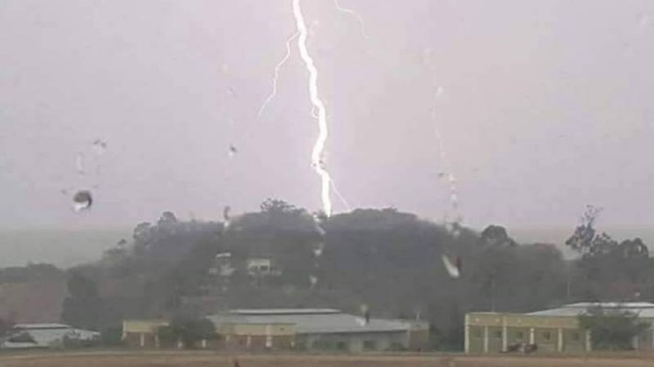 Imagen Principal de Nota: Lluvias con actividad eléctrica se registrarán en estas tres regiones de Honduras