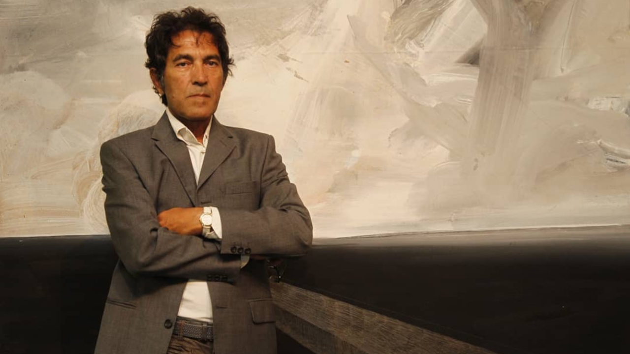 Imagen Principal de Nota: ¡Inaudito! le llueven las críticas a un artista italiano por vender una obra invisible por 18,300 dólares