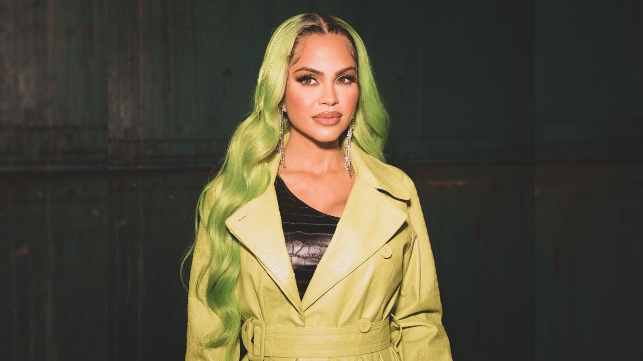 Imagen Principal de Nota: Natti Natasha estrena su sencillo 'Philliecito' luciendo cambio de look extremo