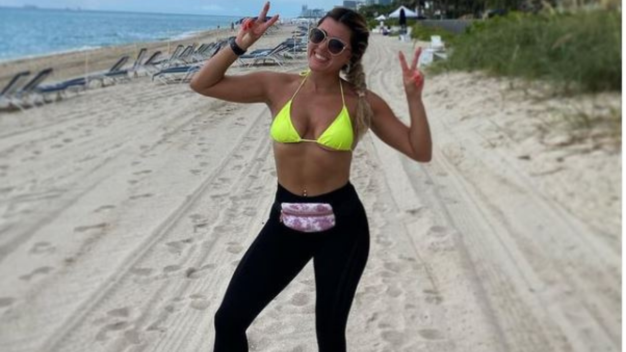 Imagen Principal de Nota: Así luce Debbie Bertrand a casi seis meses de matrimonio