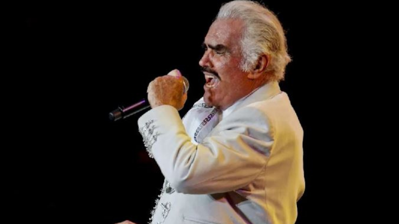 Imagen Principal de Nota: ¿Cuánto podrían heredar los parientes de Vicente Fernández si muere?