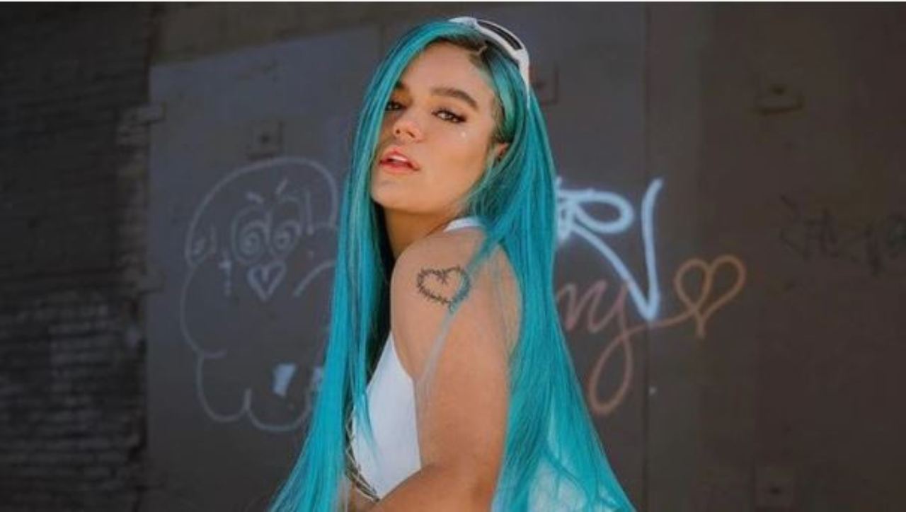 Imagen de Karol G muestra su nuevo tatuaje, ¿dedicado a Anuel AA?