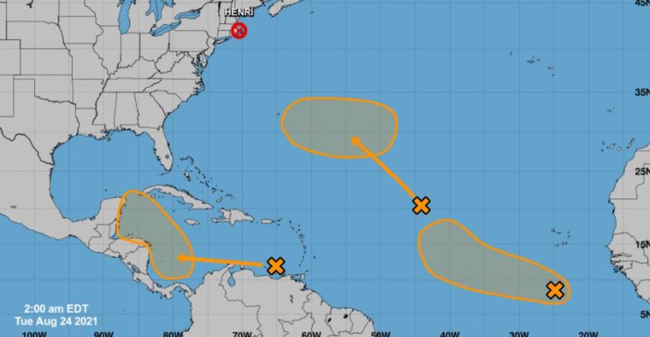 Imagen Principal de Nota: Descartan ingreso de huracán a Honduras, pero alertan sobre fuertes lluvias por paso de una depresión tropical