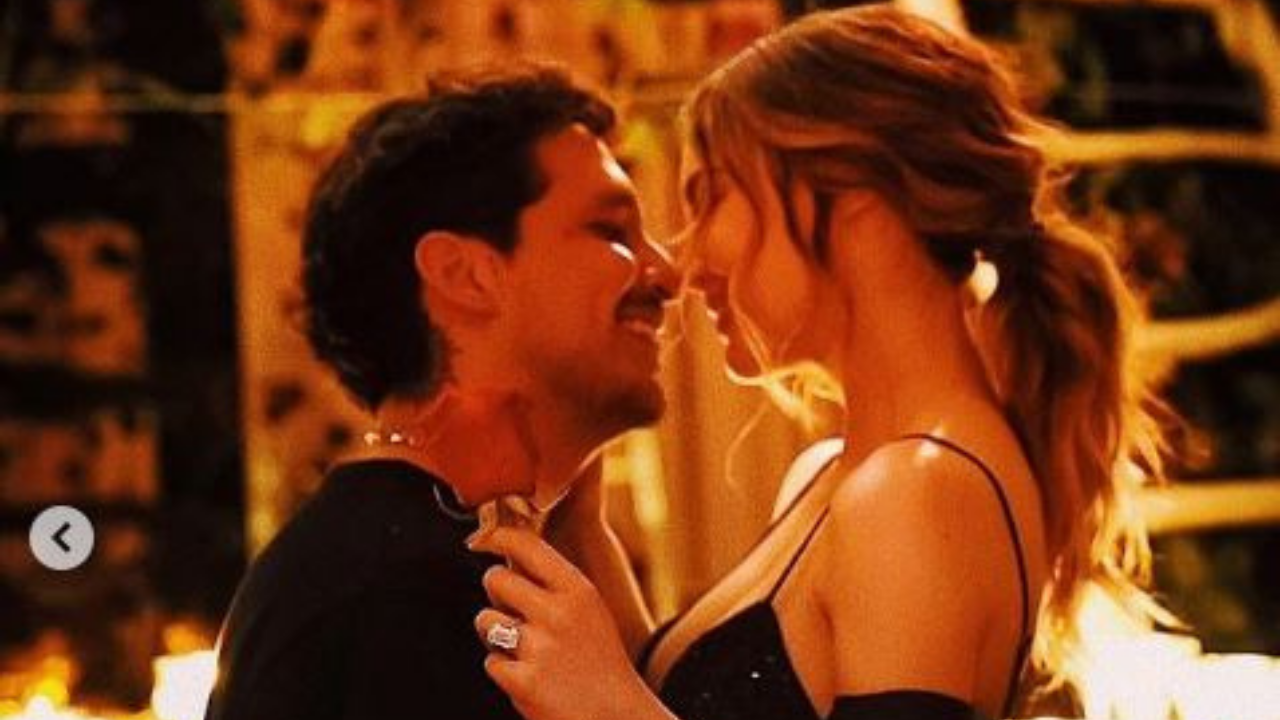 Imagen Principal de Nota: ¿Se casó Belinda con Christian Nodal? Estas son algunas de las pistas que suenan en redes sociales