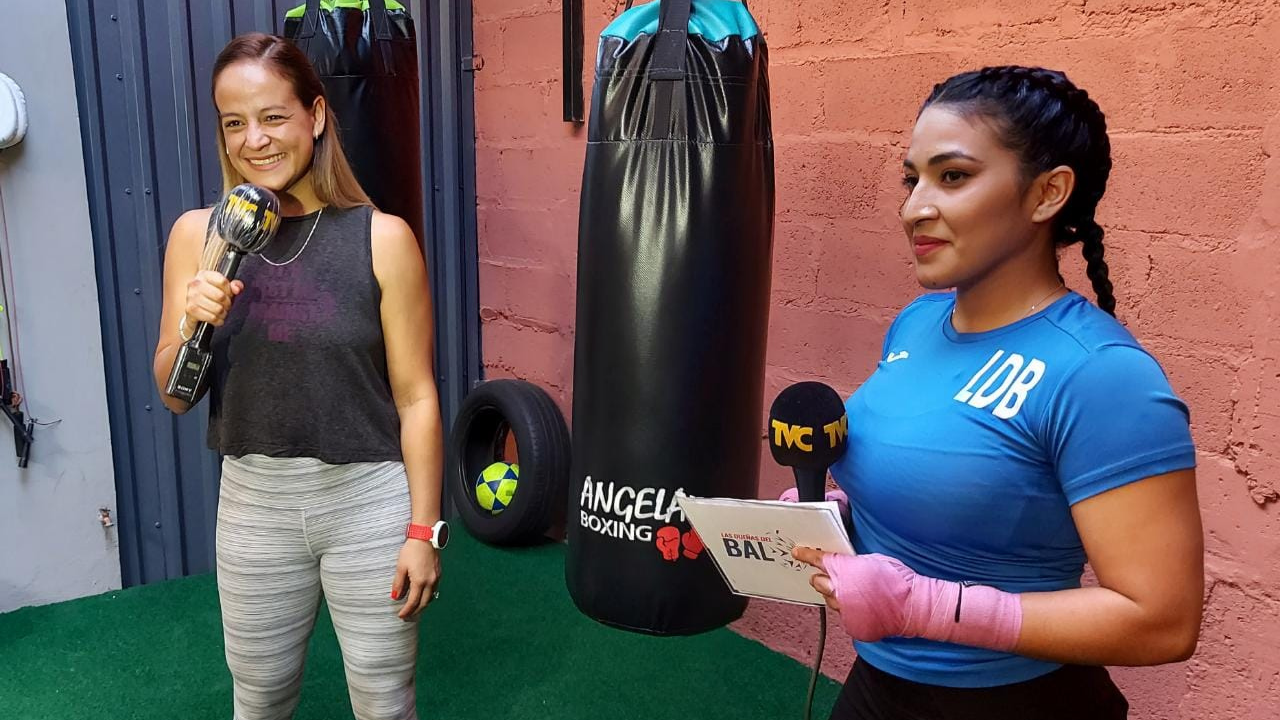 Imagen Principal de Nota: Martha Ríos sorprende con su talento para el boxeo