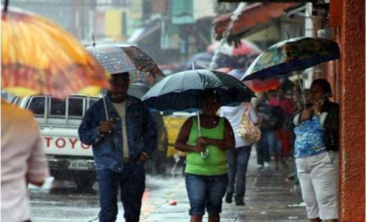 Imagen Principal de Nota: Lluvias con actividad eléctrica afectarán el domingo a estas tres regiones de Honduras