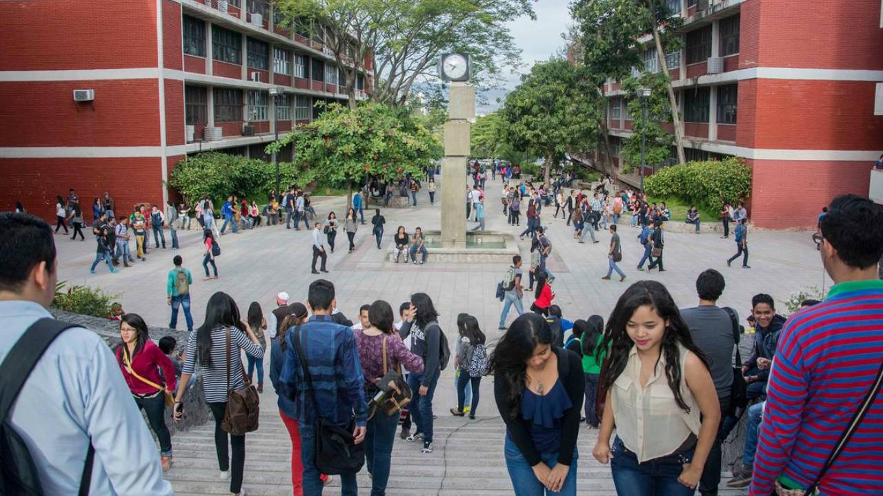 Imagen Principal de Nota: La UNAH dará el feriado morazánico 2021 a partir de esta fecha