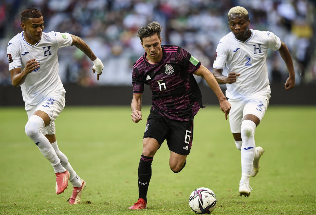 Imagen Principal de Nota: México derrota 3-0 a Honduras y lo complica en la octogonal de Concacaf