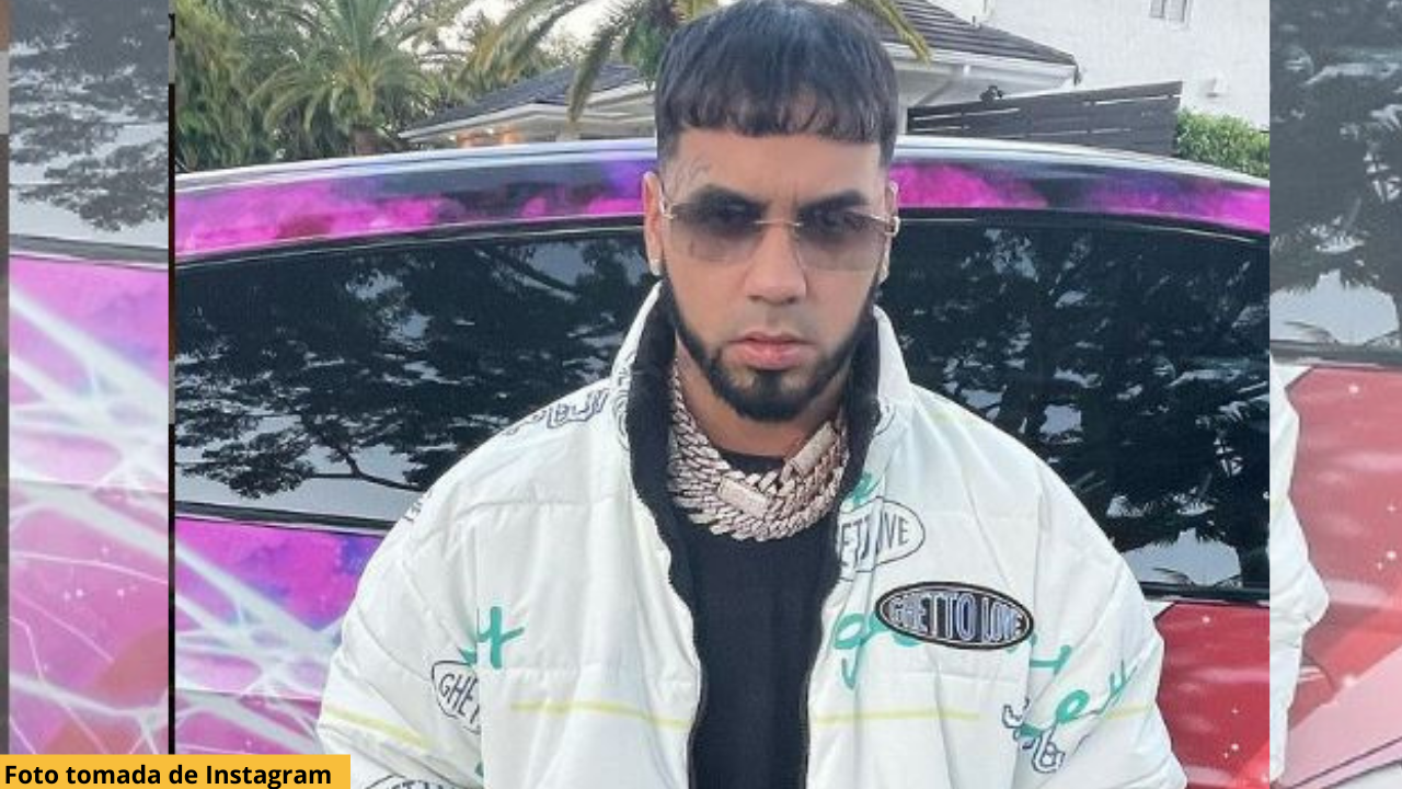 Imagen Principal de Nota: Anuel AA le hizo un desplante a una fanática que le quiso robar un beso; después envió este mensaje