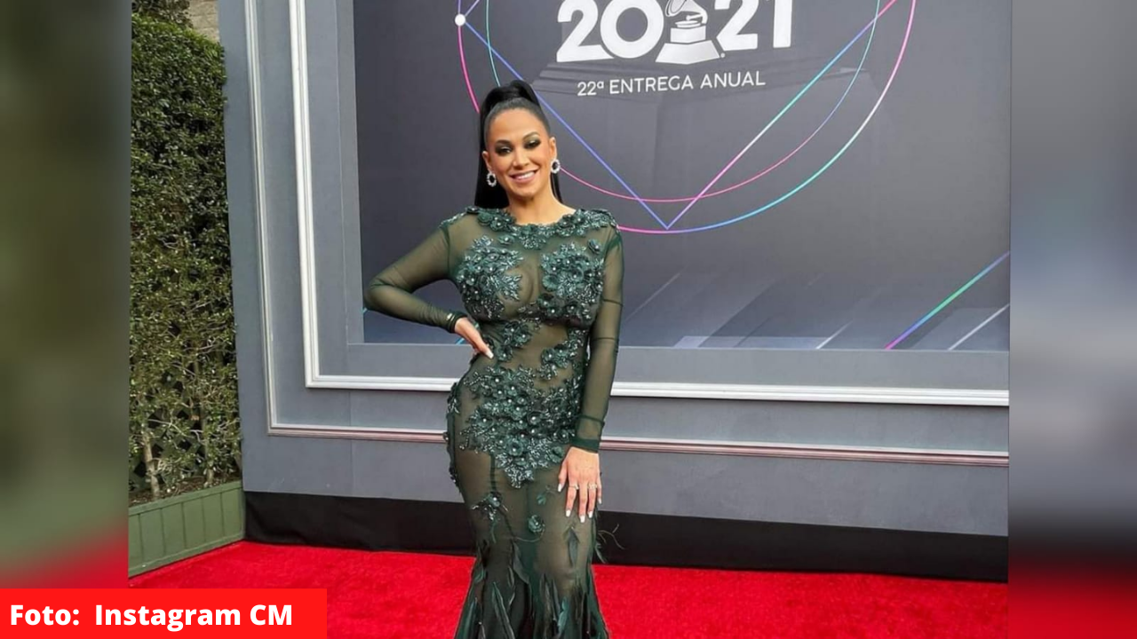 Imagen Principal de Nota: La hondureña Carla Medrano brilló en la alfombra de los Latin Grammys con atrevido vestido en transparencias