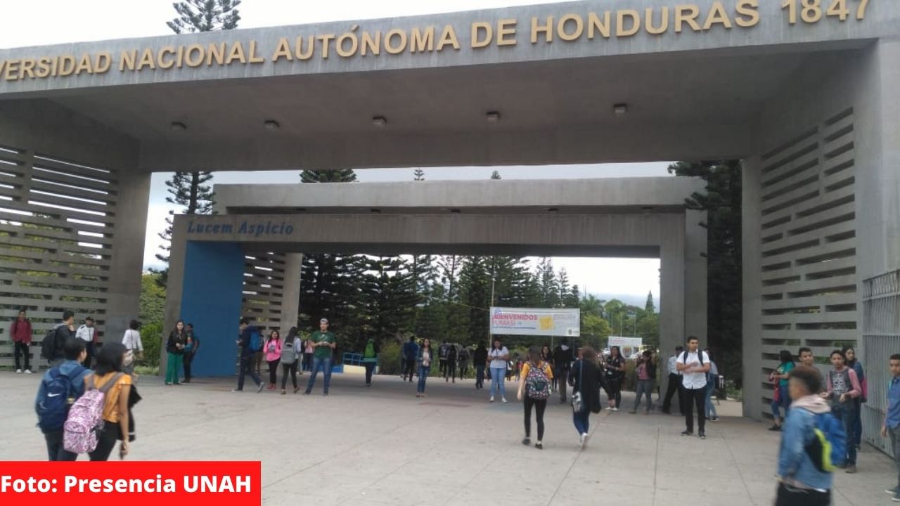 Imagen Principal de Nota: Autoridades de la UNAH aprueban clases semipresenciales para 2022 en esta área