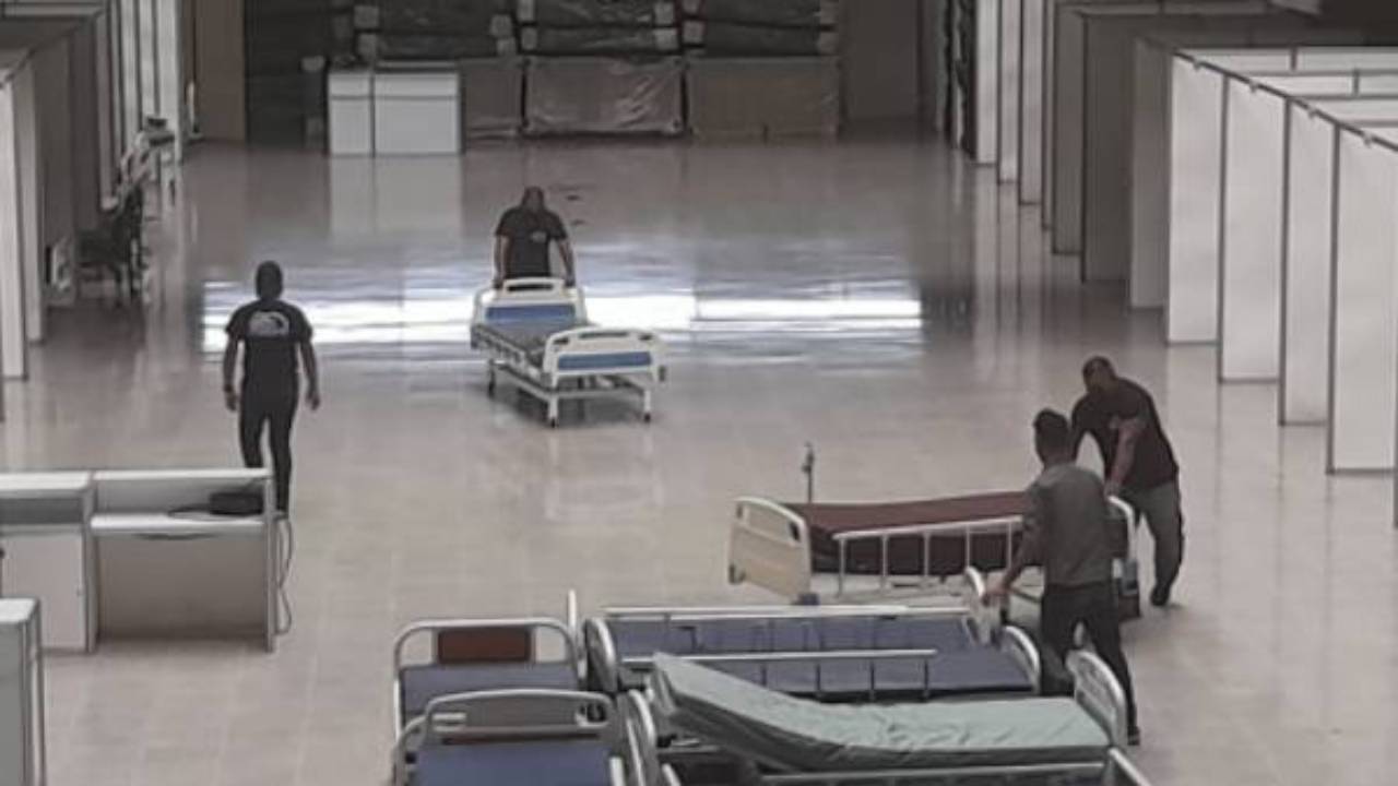 Imagen Principal de Nota: Polideportivo de la UNAH deja de ser centro de estabilización covid por esta razón