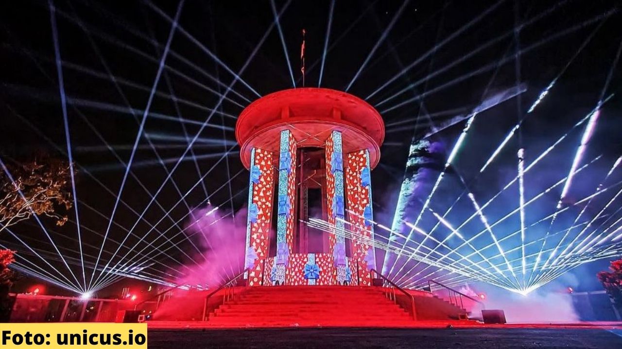 Imagen de Primer Festival de la Luz en el Parque Juana Lainez para recibir el 2022