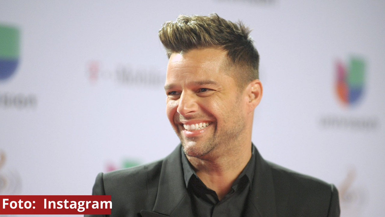 Imagen de Ricky Martin revoluciona las redes con su nuevo vídeo: se besa con otro hombre