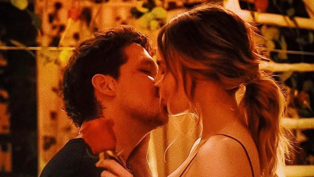Imagen Principal de Nota: ¿Boda secreta? Esta foto desata las sospechas de que Christian Nodal y Belinda se casaron