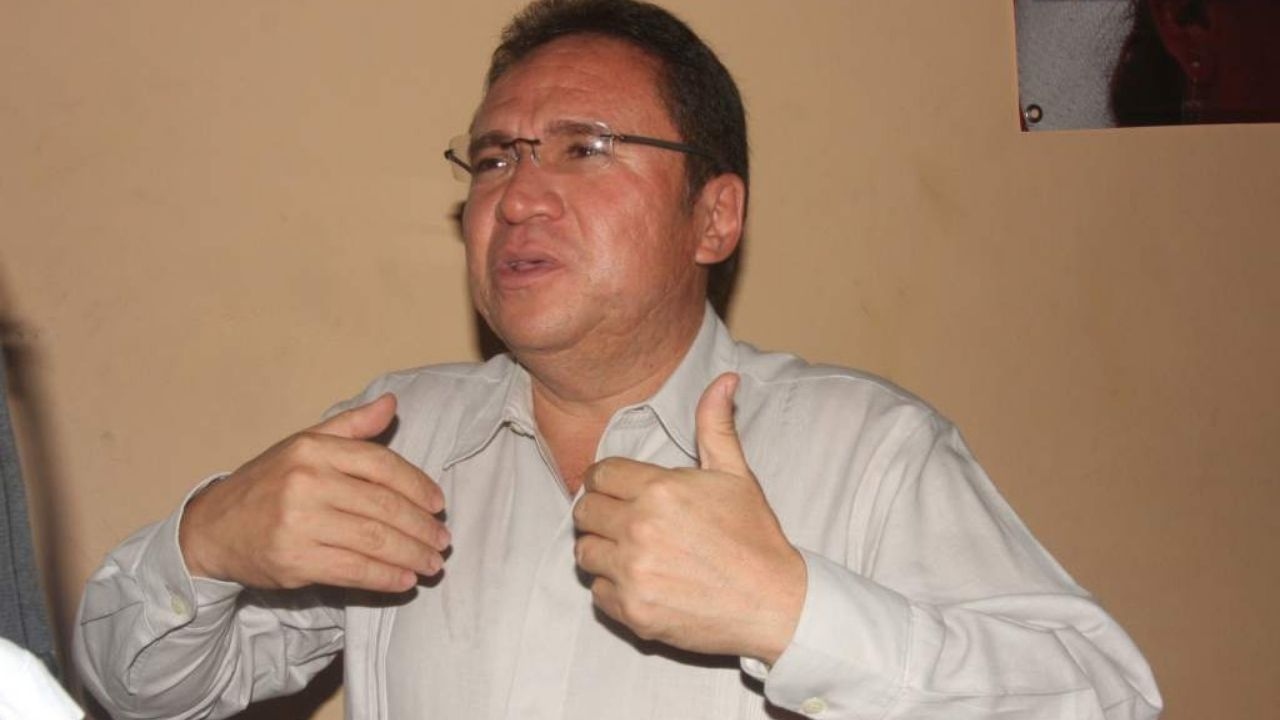 Imagen Principal de Nota: Dan carta de libertad a Enrique Flores Lanza